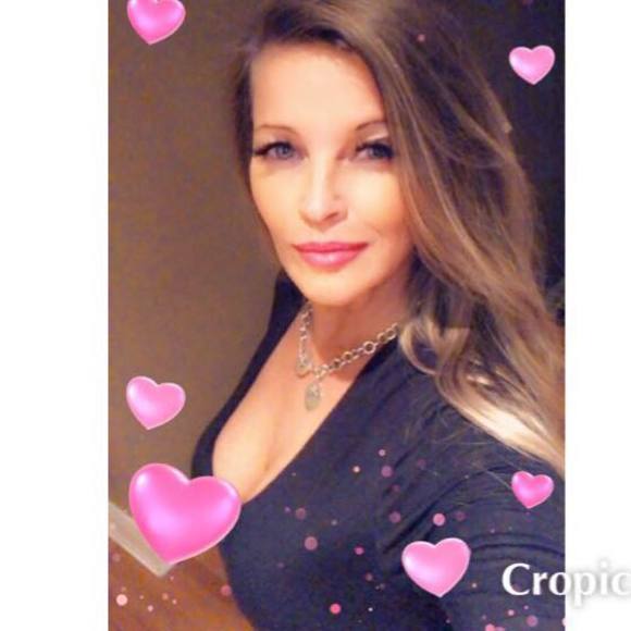 Meet your Posher, Sophie - Picture 1 of 1